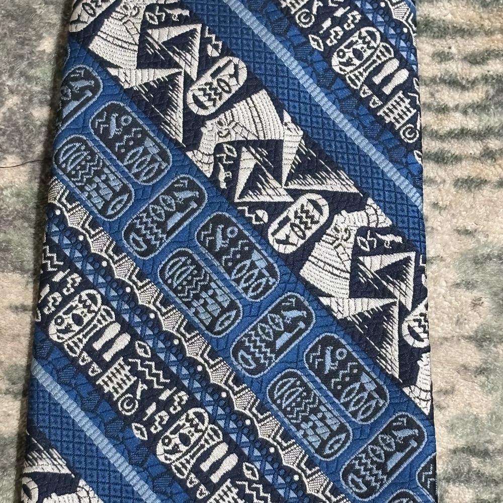 Vintage Zachary 70s Necktie Egyptian Tribal Print Wide Metallic Streetwear RARE